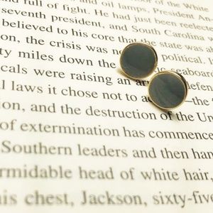 3 /35 ACRYLIC GRAY ENAMEL STUDS